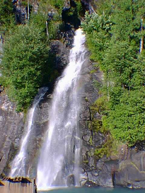 A different waterfall (in spite of what the text says)